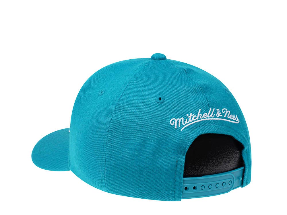 Mitchell & Ness Detroit Pistons Team Ground Red Line Solid Flex Teal Snapback Cap