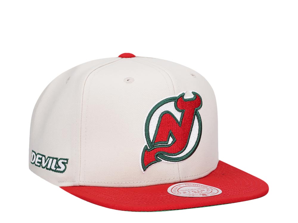 Mitchell & Ness New Jersey Devils Vintage Off-White Snapback Hat